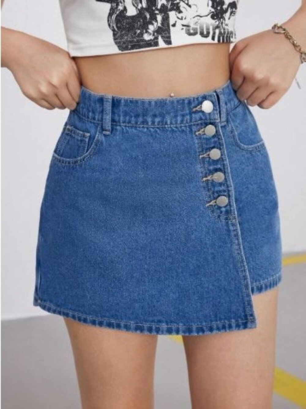 Crossroads Warp Skort Womens Size 17 100% Cotton Asymmetrical Button Blue Wash